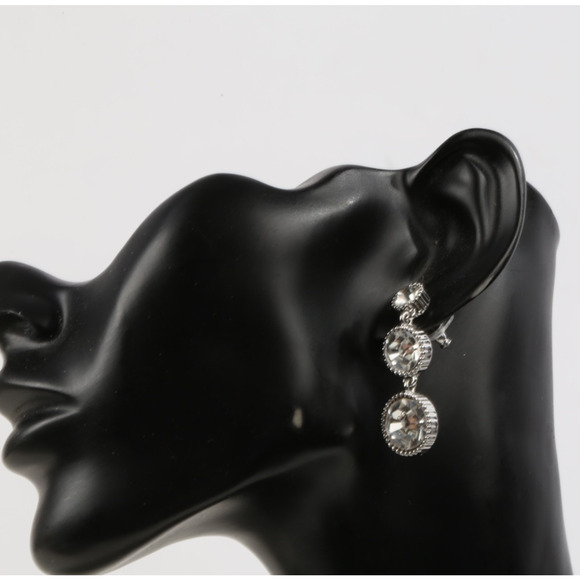 Ann Taylor Drop Earrings Clear Rhinestone Silver Tone - Picture 1 of 6